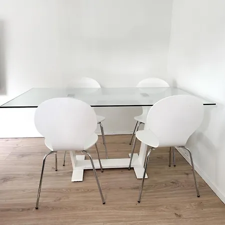 Urban Treehouse In Centre Daire